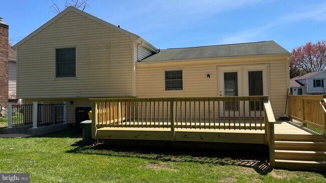 Building Photo - 7714 Siden Dr