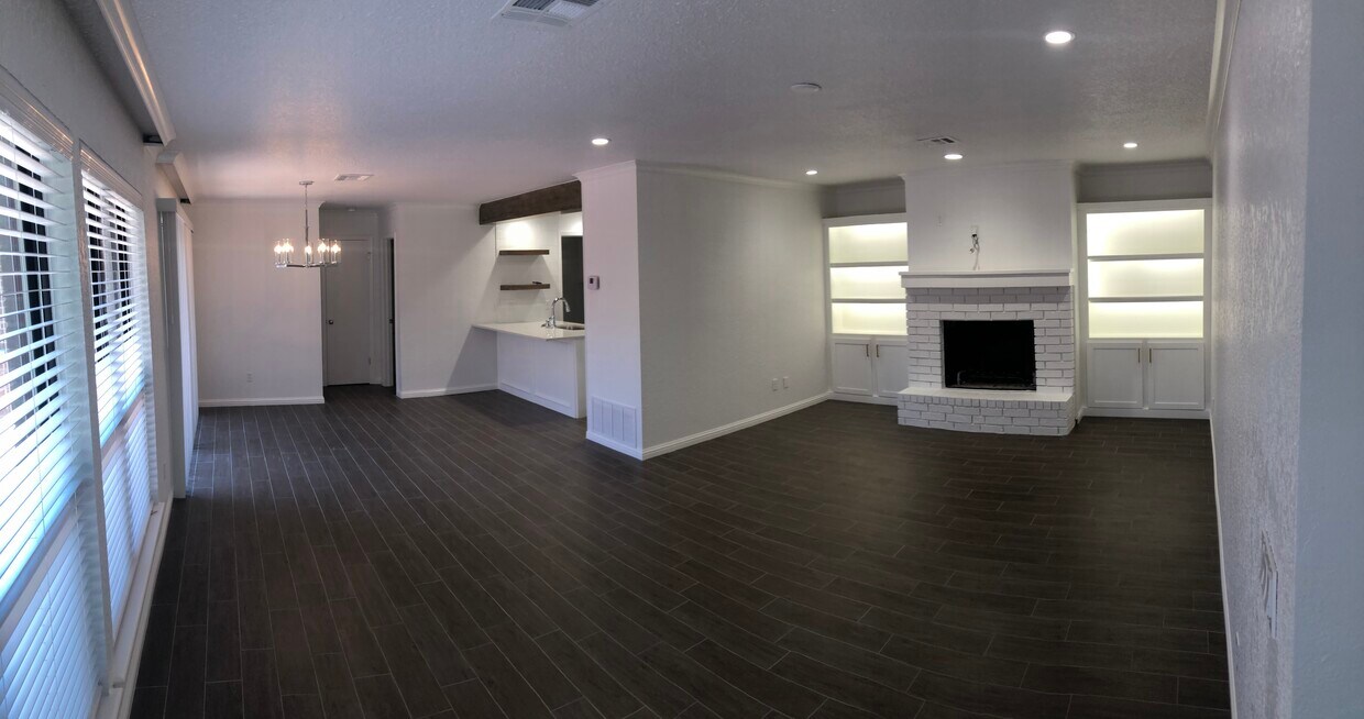 Dining area and living room - 9009 N May Ave