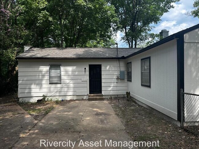 Photo - Frayser Beauty!!!!! Section 8 Friendly!!!!! House