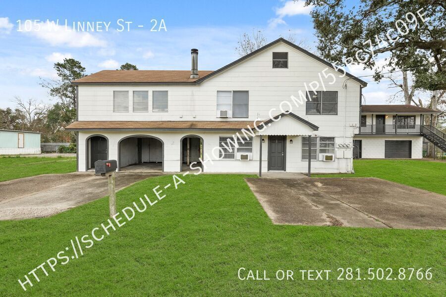 Primary Photo - 105 W Linney St