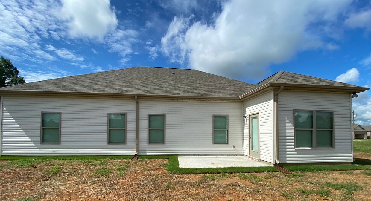 Building Photo - Home for Rent in Jasper, AL...Available to View with 48 Hour Notice!!!