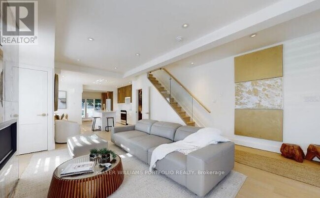 Building Photo - 22 Pitt Ave