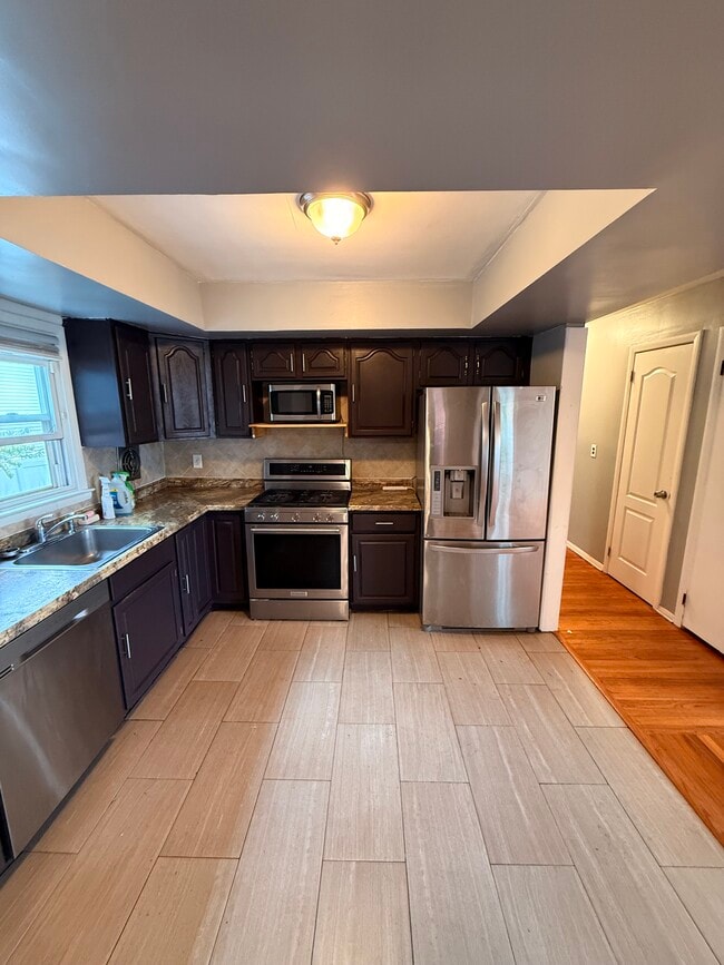 Photo - 23 Long Hill Rd House