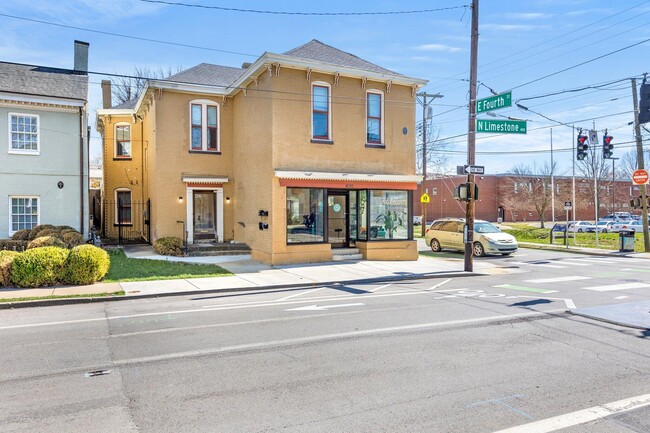 Building Photo - 400 N Limestone