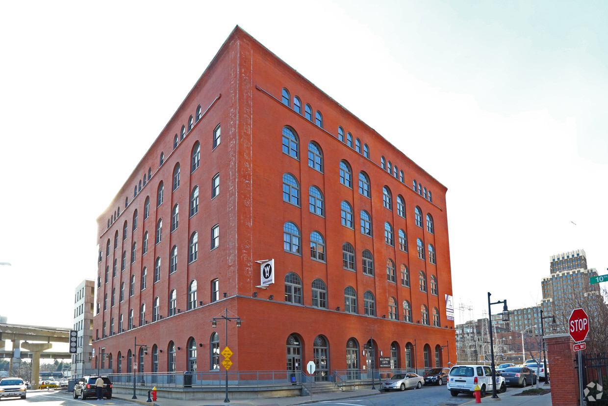 Primary Photo - Ball Park Lofts