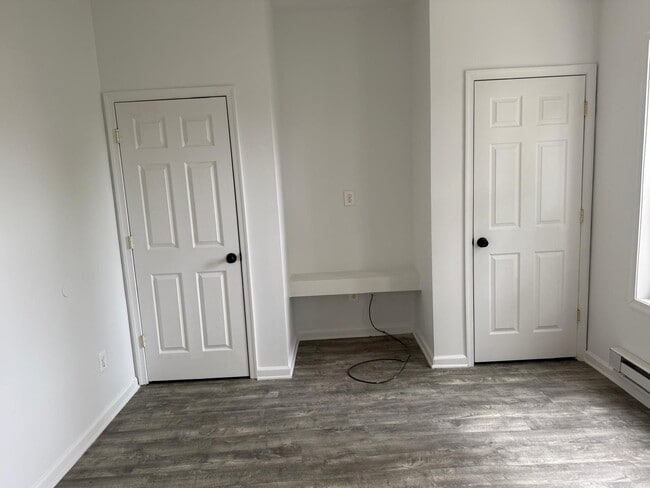 Building Photo - 439 W Bringhurst St
