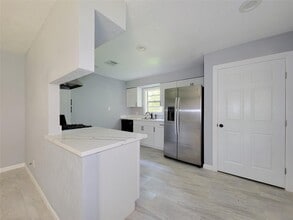 Building Photo - 5103 Karu Dr