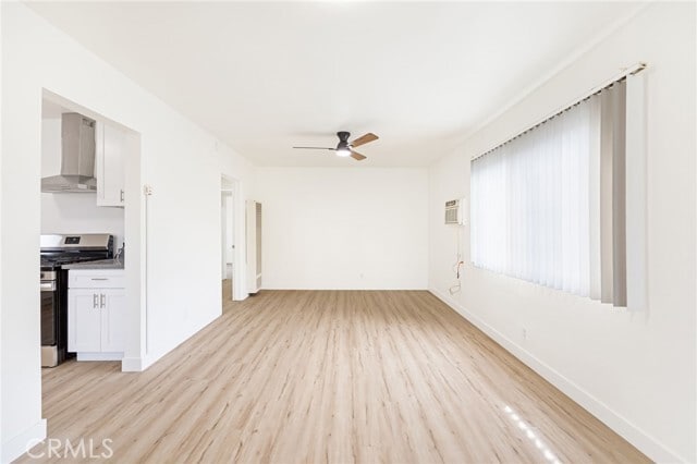 Foto del edificio - 13810 Oxnard St