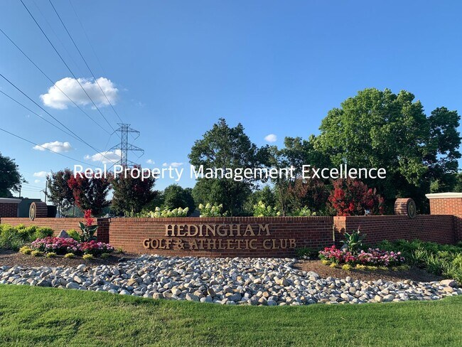 Foto del edificio - Raleigh Residence In Hedingham Scenic Golf...
