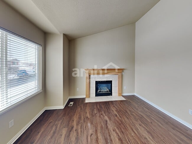 Foto del edificio - 981 Stonehenge Dr