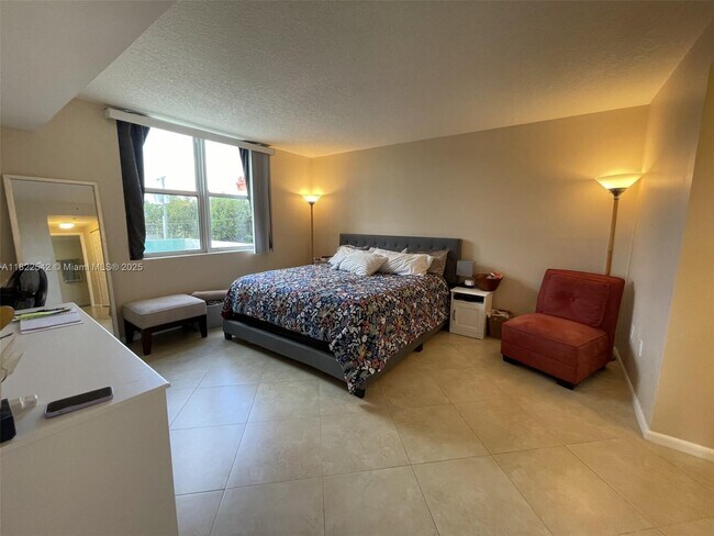 Foto del edificio - 1555 N Treasure Dr