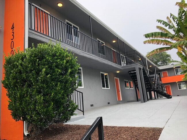 Building Photo - 4309 W Adams Blvd