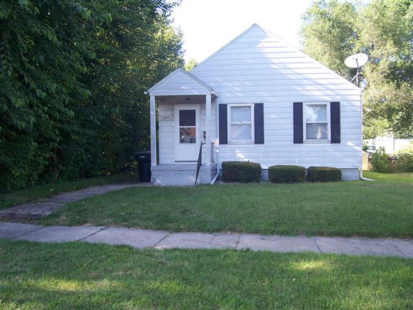 Primary Photo - 3009 Prast Blvd