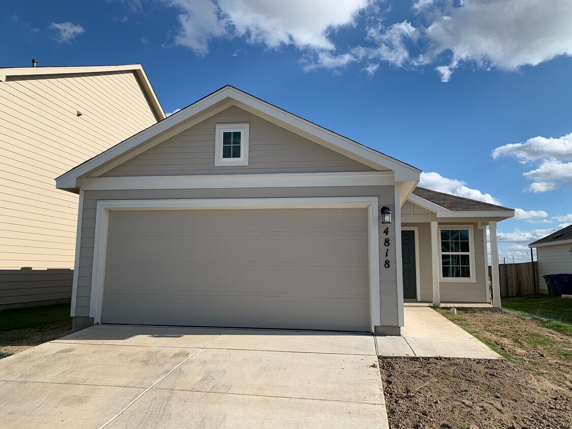 Foto principal - 4818 Republic View