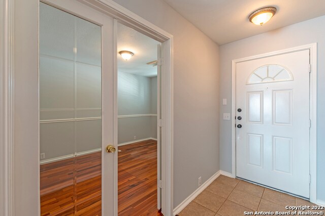 Foto del edificio - 1604 Rolling Brook Ln