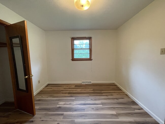 Building Photo - 2161 Galts Mill Rd