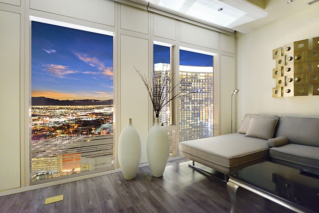Building Photo - 3750 S Las Vegas Blvd