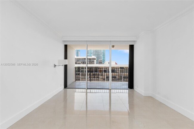 Foto del edificio - 1901 Brickell Ave