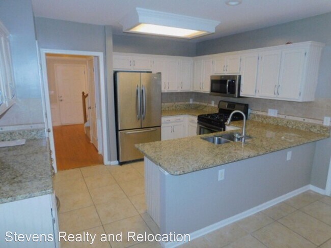 Building Photo - 4 br, 2.5 bath House - 9604 Miranda