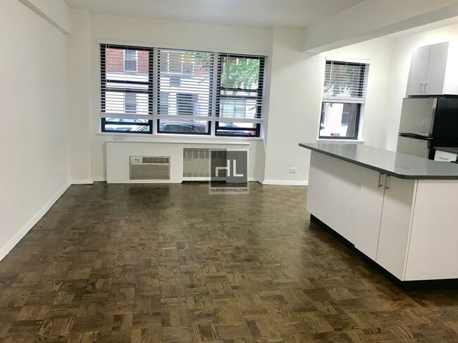 Building Photo - BEEKMAN PLACE