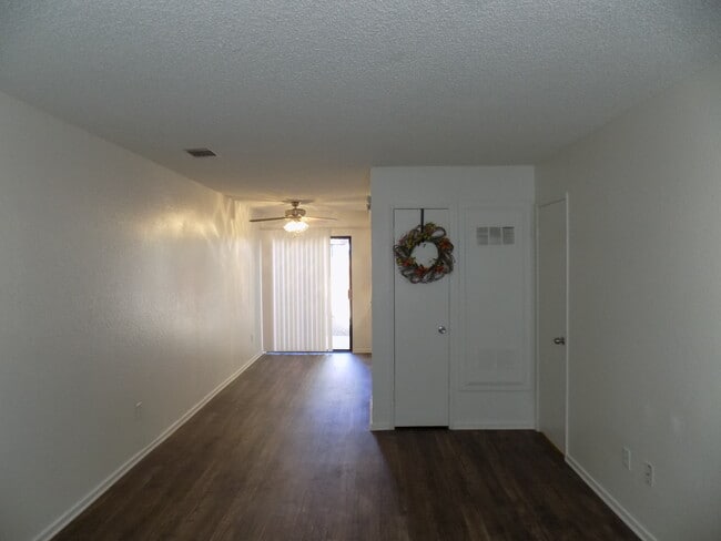 Building Photo - 16416 Orange St