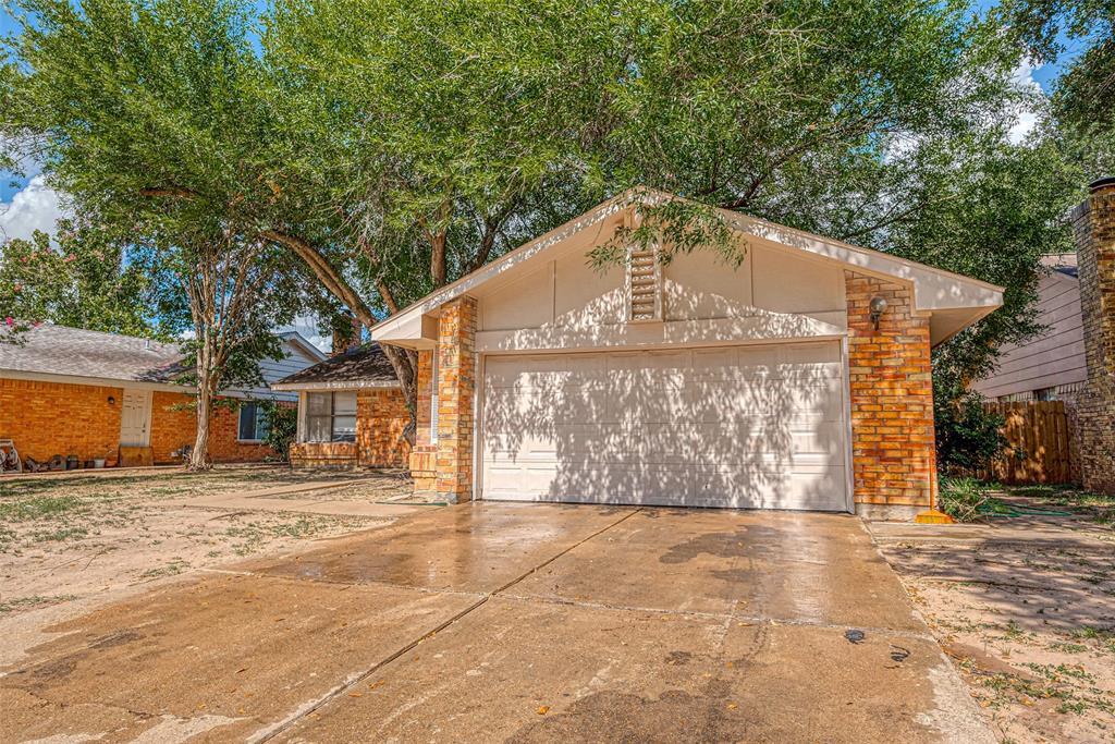 Foto principal - 2226 Gray Hawk Ln