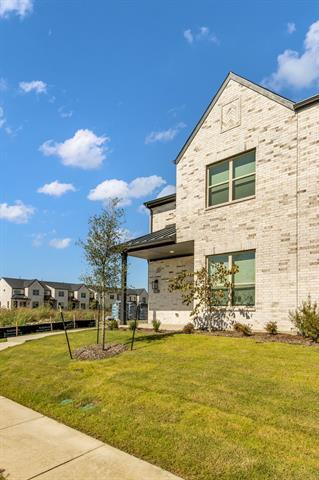 Foto del edificio - 1228 Arkansas Spgs St