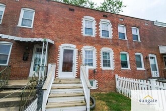 Building Photo - 5319 Wasena Ave