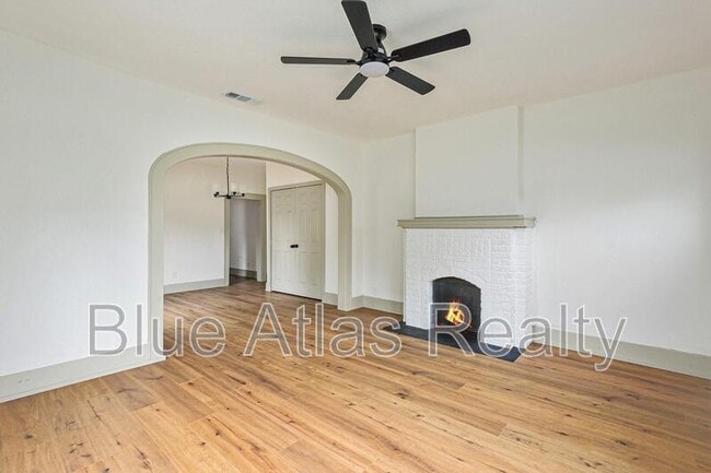 Building Photo - 2934 Purington Ave