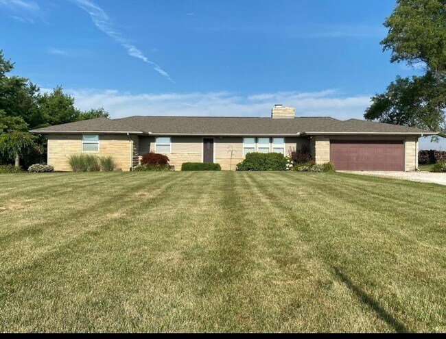 Foto del edificio - 17401 N County Rd 550 E