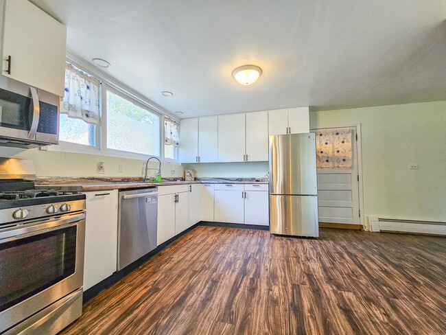 Foto del edificio - 3300 N Kildare Ave