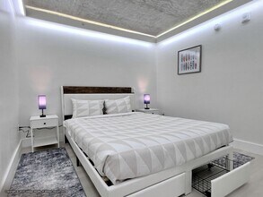 Interior Photo - The Jade