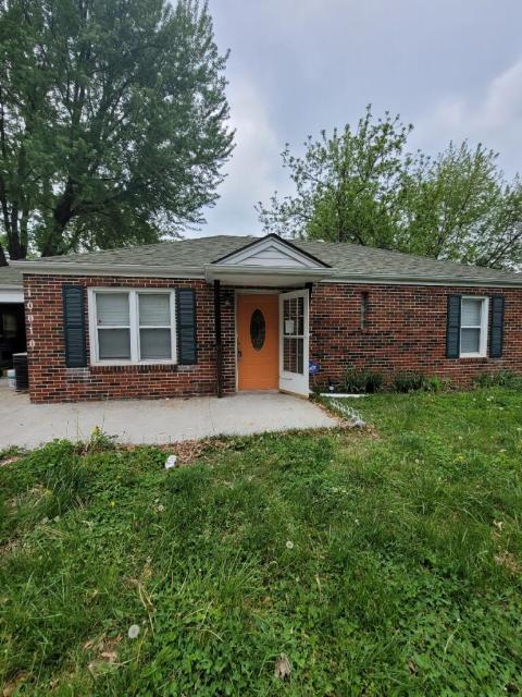 Foto principal - 10010 E 69th St