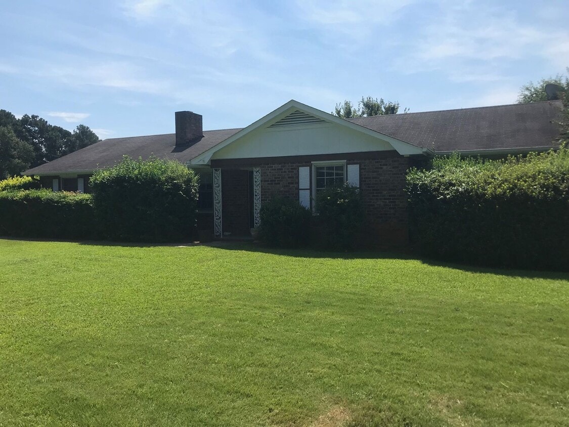 Primary Photo - Perfect Watkinsville Rental