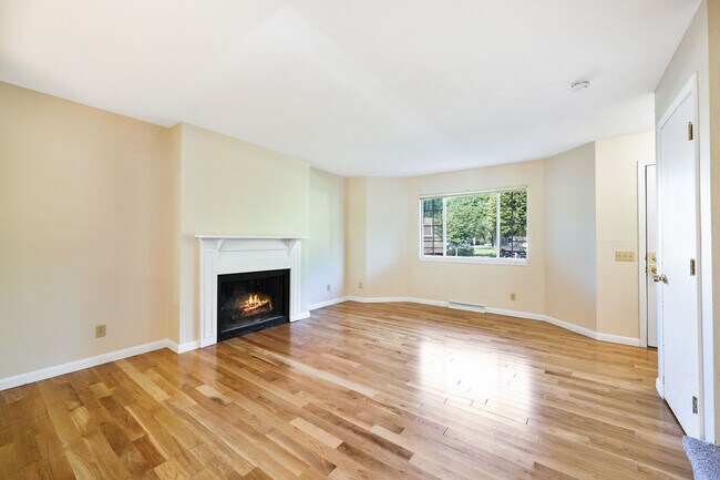 Unidad vecina renovada - 3005 Patty Ln