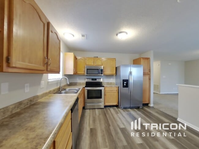 Building Photo - 1691 Carlton Dr