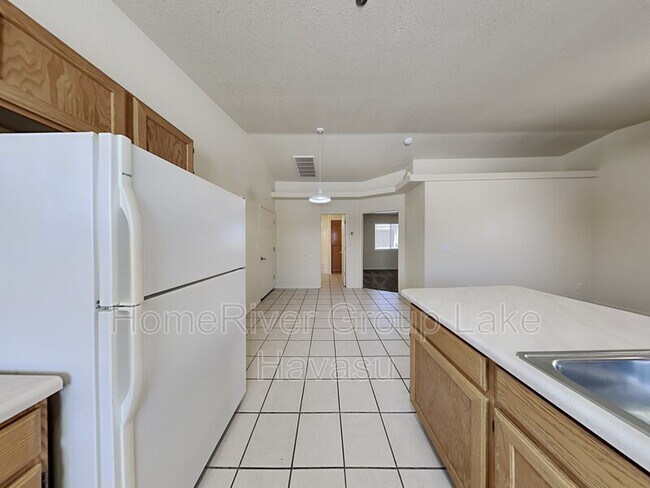 Building Photo - 2139 Moyo Dr