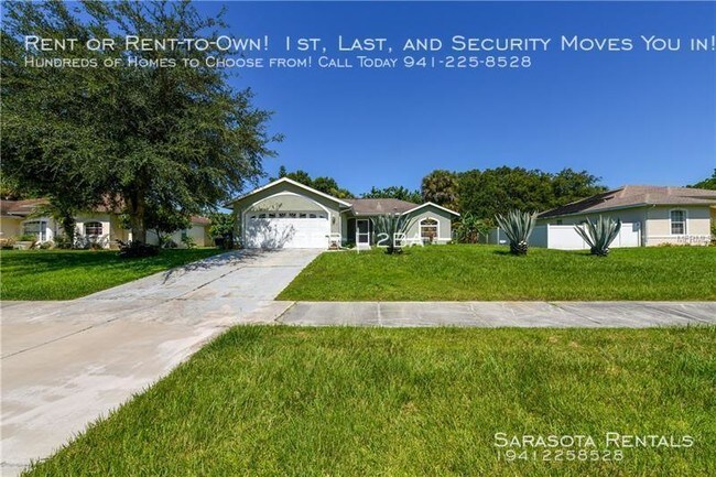 Building Photo - Split-plan Home on Large Lot Close to it All!