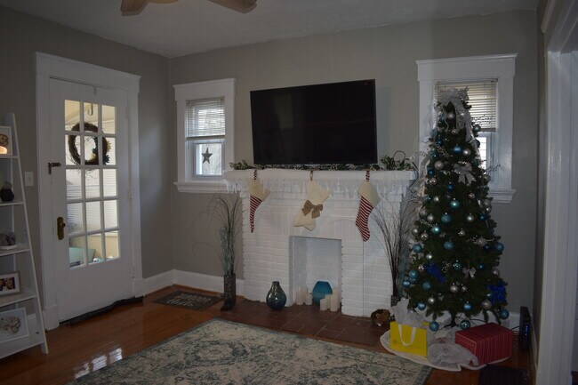 Foto del edificio - 3780 Ault Park Ave