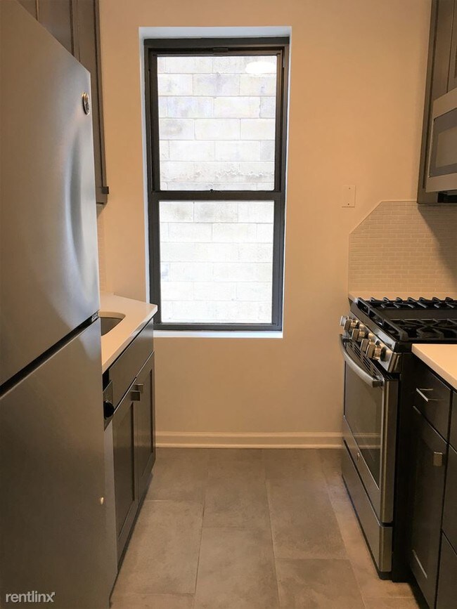 Building Photo - 2450 81st St
