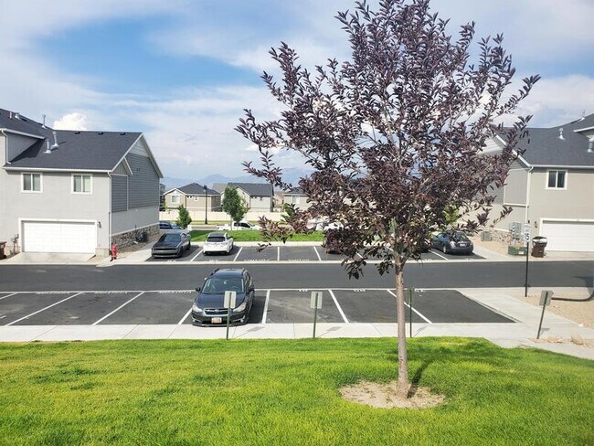Building Photo - 14399 S Oakfield Way
