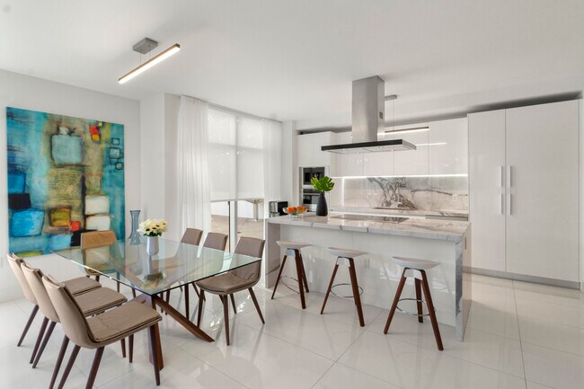 Foto del edificio - 300 Sunny Isles Blvd