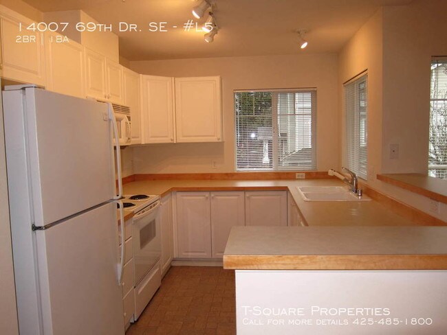 Building Photo - 14007 69th Dr SE