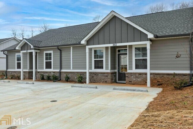 Building Photo - 200 Citizens Square Rd