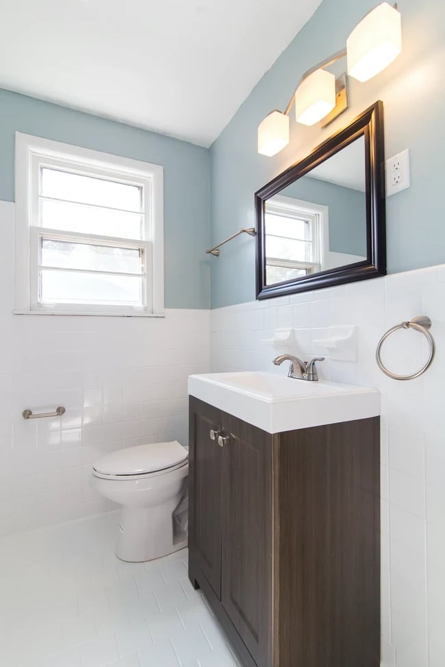 Building Photo - 268 McGavock Pike