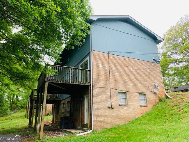 Foto del edificio - 1069 Laurel Ln NW