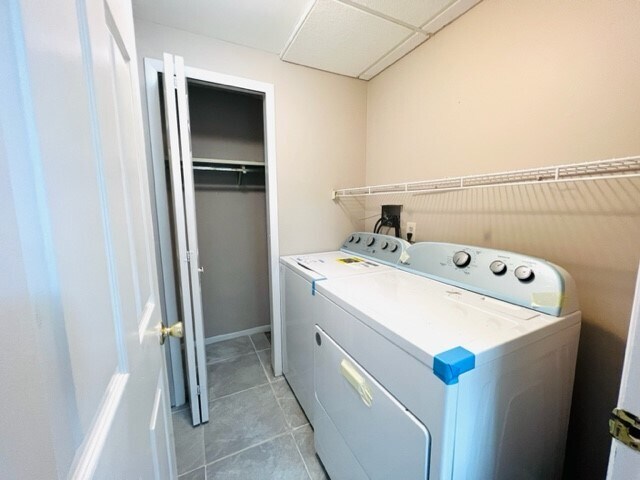 Building Photo - 823 Martin St