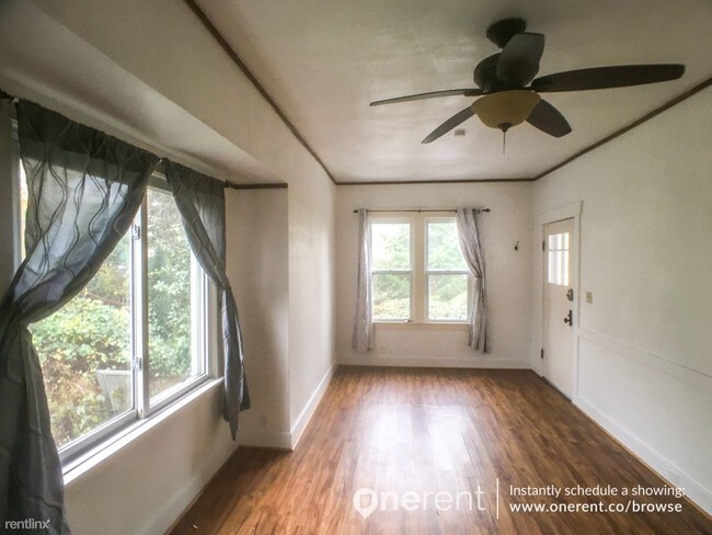 Foto del edificio - 2623 SW Yancy St