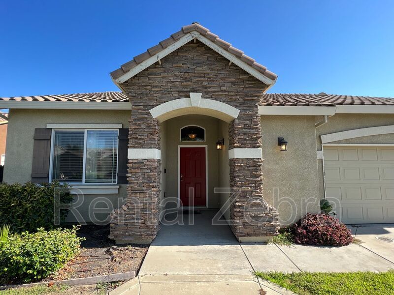 335 Tashima Dr, Livingston, CA 95334 House Rental in Livingston, CA