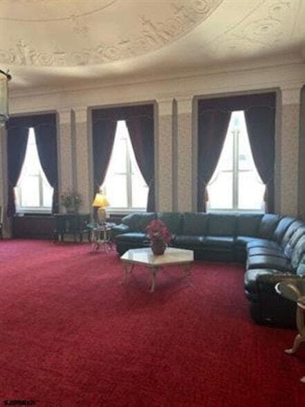 Building Photo - 2721 Boardwalk